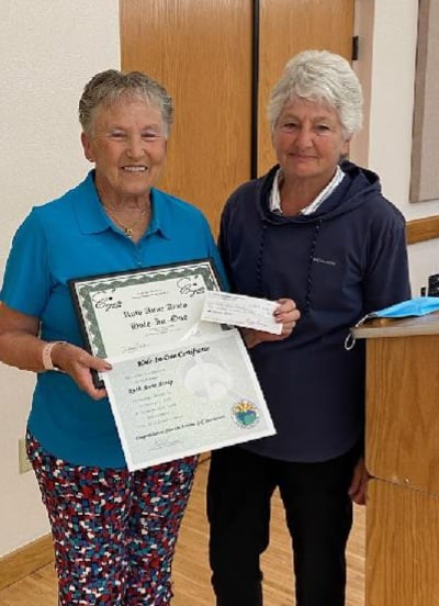 Hole-in-One-for-RuthAnne12161